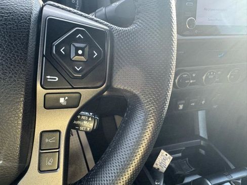 Used 2021 Toyota Tacoma TRD Off-Road w/ Technology Package image 17