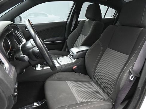 Used 2023 Dodge Charger SXT image 22