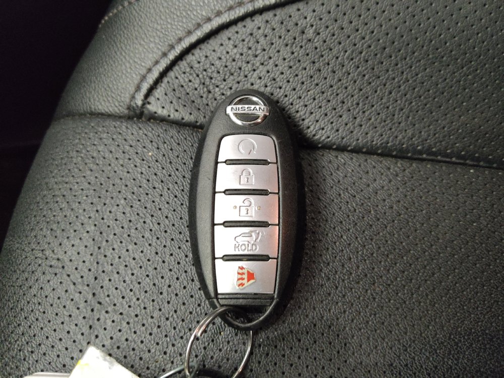 Used 2018 Nissan Rogue SL FWD image 32