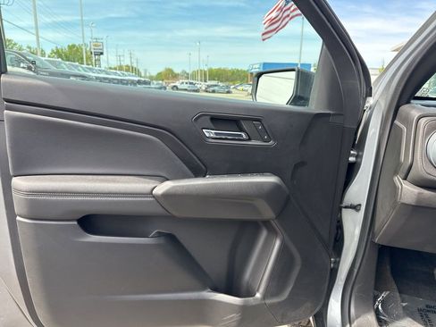 Used 2023 Chevrolet Colorado LT image 23
