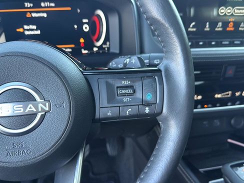 Used 2023 Nissan Rogue Platinum image 21