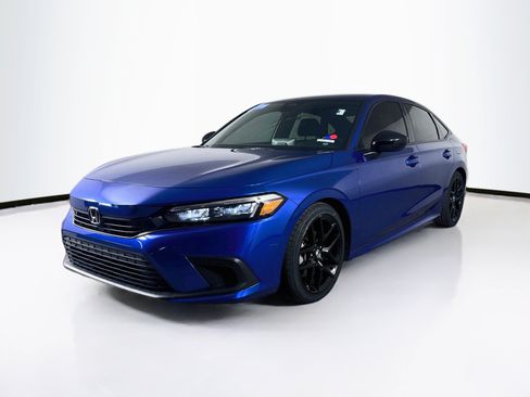 Used 2024 Honda Civic Sport image 4