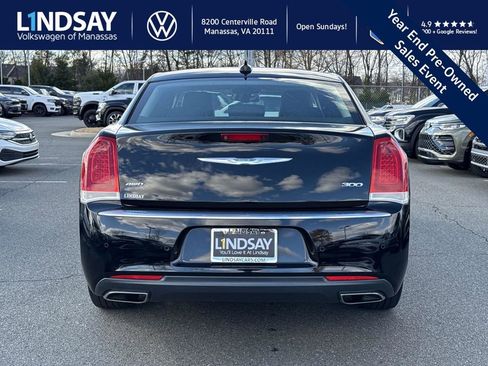 Used 2015 Chrysler 300 Limited w/ 300 Premium Group image 4