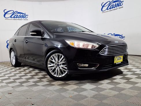 Used 2018 Ford Focus Titanium image 1