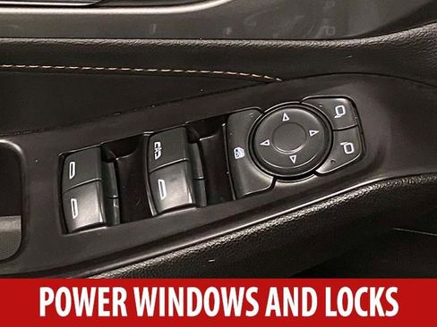 Used 2020 Chevrolet Traverse LT AWD/4WD image 9