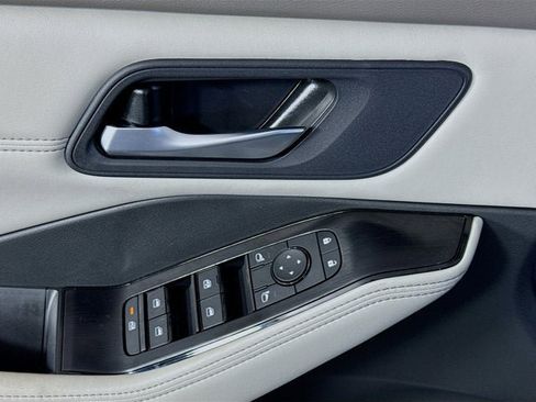 New 2026 Nissan Rogue SV w/ SV Premium Package image 20