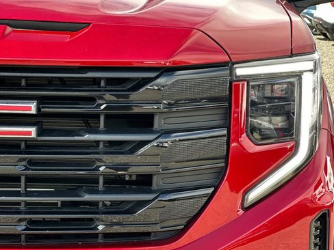 Used 2023 GMC Sierra 1500 Elevation image 49