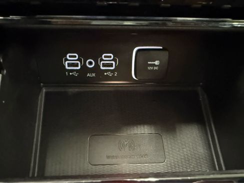 Used 2023 Jeep Grand Cherokee Limited w/ Luxury Tech Group II image 25