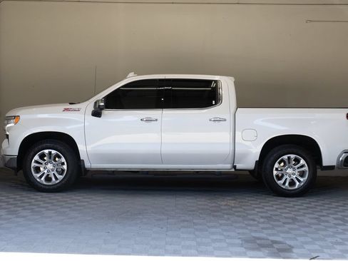 Used 2024 Chevrolet Silverado 1500 LTZ AWD/4WD image 7