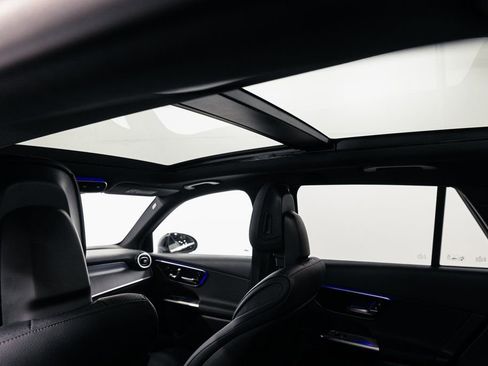 Certified 2026 Mercedes-Benz GLC 300 4MATIC image 17