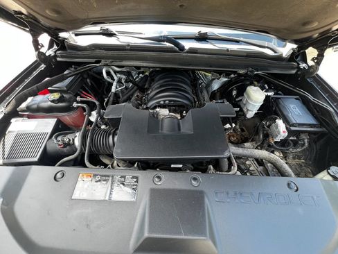 Used 2015 Chevrolet Suburban LTZ AWD/4WD image 33