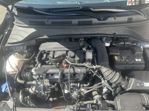 Used 2023 Hyundai Kona Limited AWD/4WD image 39