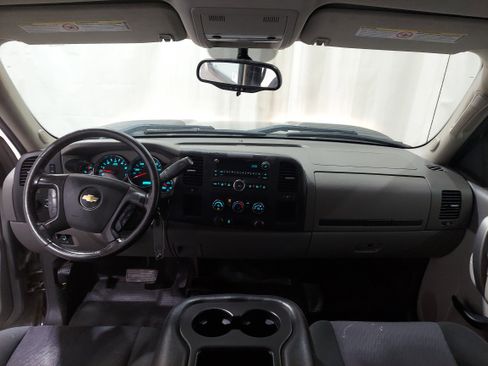 Used 2014 Chevrolet Silverado 2500 W/T image 9