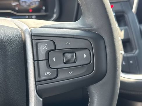 Used 2023 GMC Yukon XL SLE AWD/4WD image 32
