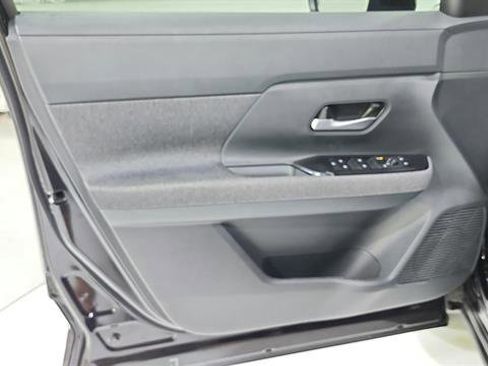 Certified 2026 Nissan Kicks SV FWD image 43