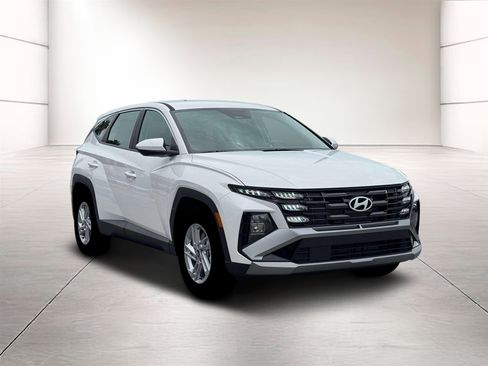 New 2026 Hyundai Tucson SE FWD image 11