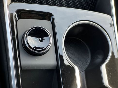 New 2026 Chevrolet Equinox LT image 18