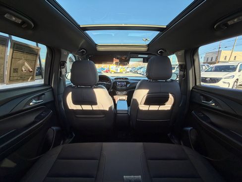 Used 2023 Chevrolet TrailBlazer RS w/ Sun and Liftgate Package image 22