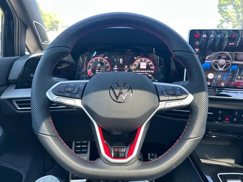 New 2026 Volkswagen GTI SE FWD image 12
