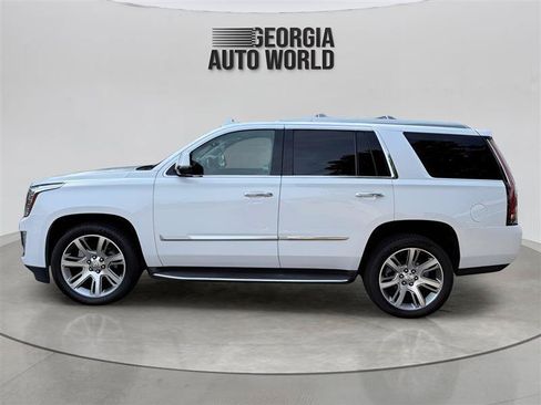 Used 2016 Cadillac Escalade Premium AWD/4WD image 11