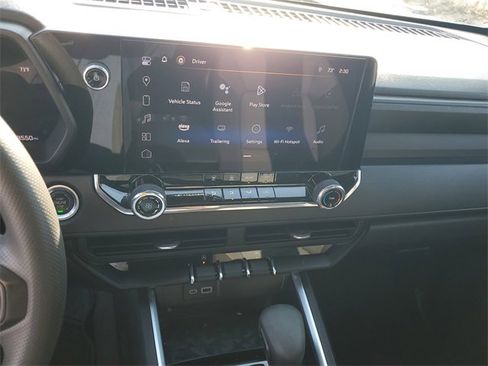 Certified 2024 Chevrolet Colorado W/T w/ WT Convenience Package image 21