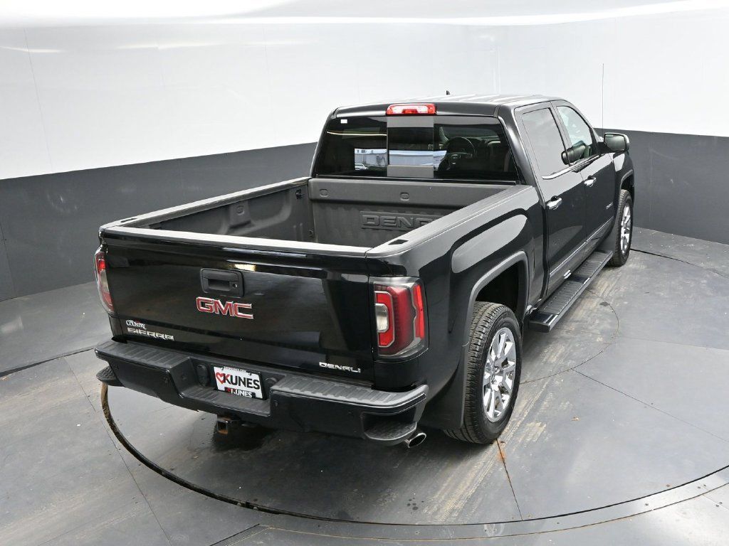 Used 2018 GMC Sierra 1500 Denali AWD/4WD image 30