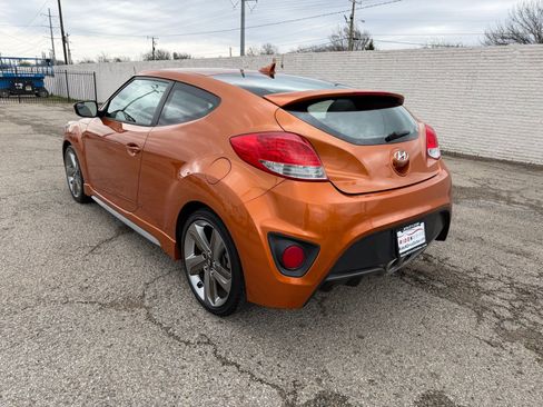Used 2014 Hyundai Veloster Turbo image 4