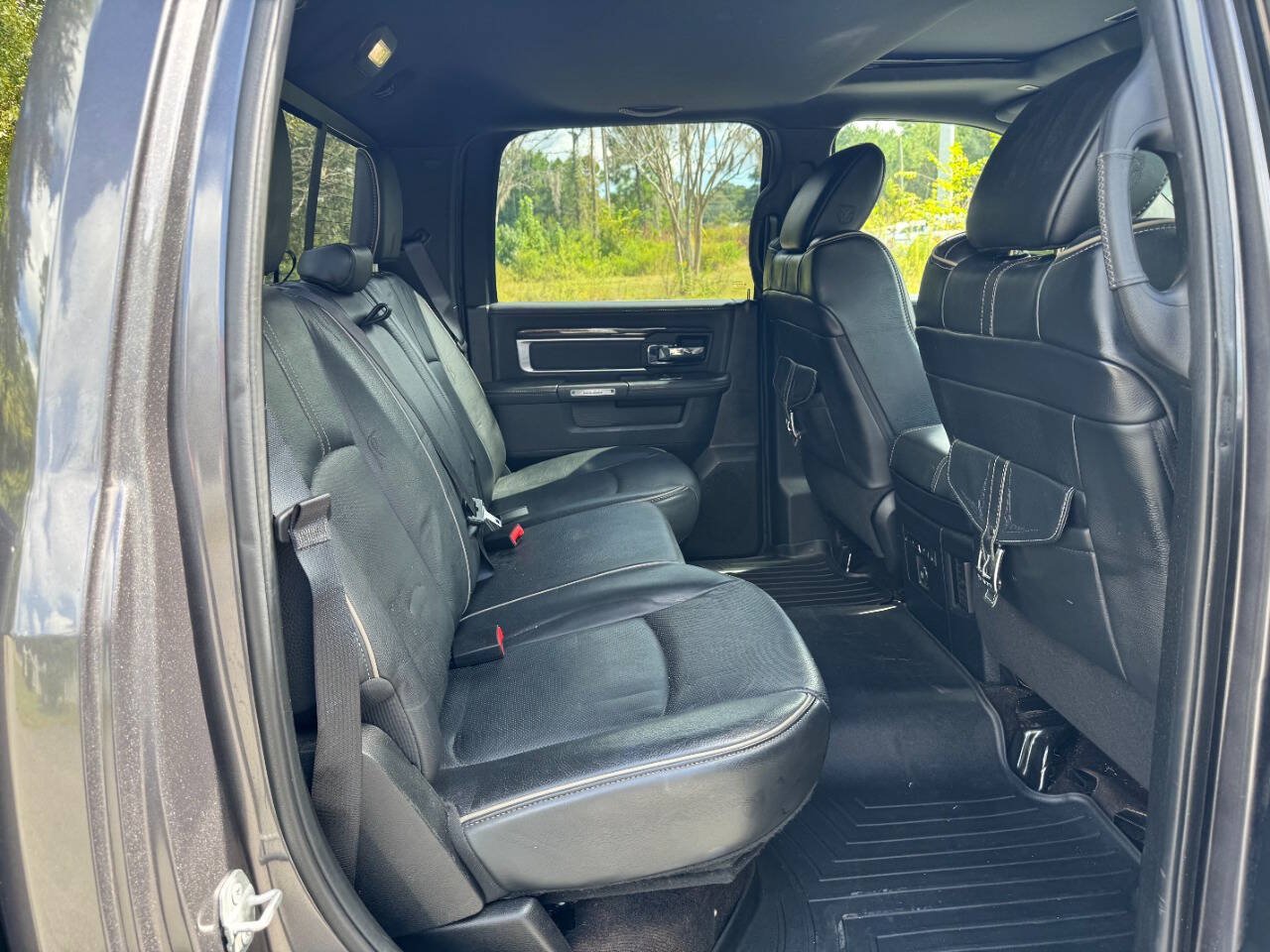 Used 2017 RAM 1500 Limited RWD image 13