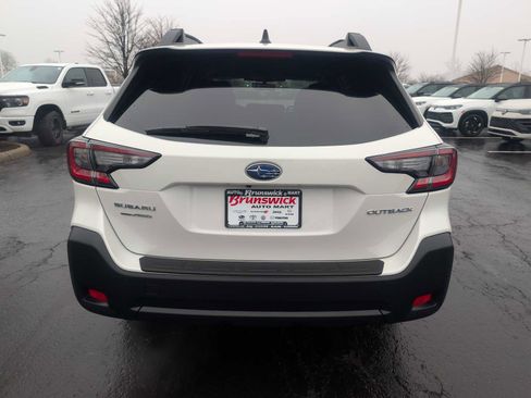 Certified 2025 Subaru Outback Premium w/ Popular Package #1A image 6