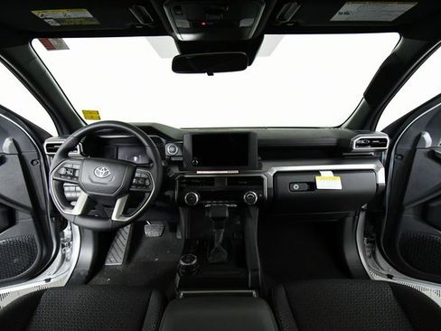 New 2026 Toyota 4Runner SR5 image 18