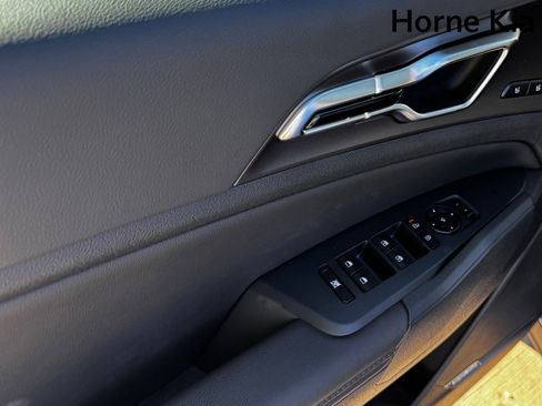 New 2026 Kia Sportage SX image 11