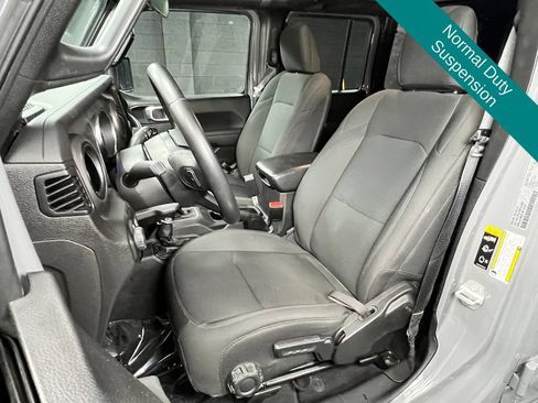 Used 2022 Jeep Wrangler Unlimited Sport AWD/4WD image 7