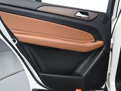 Used 2017 Mercedes-Benz GLS 450 4MATIC image 20