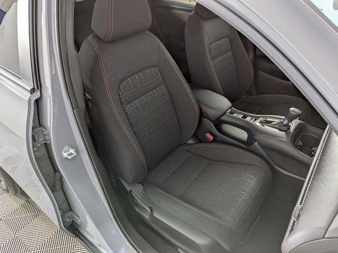 Used 2024 Honda HR-V Sport image 30