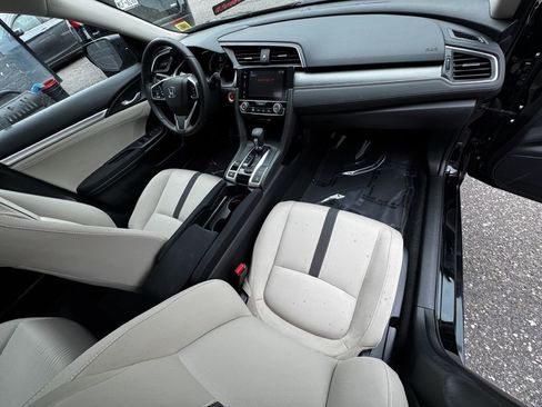 Used 2017 Honda Civic EX image 16