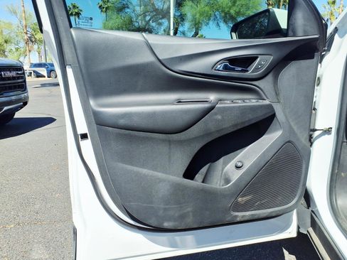 Used 2019 Chevrolet Equinox LT image 19