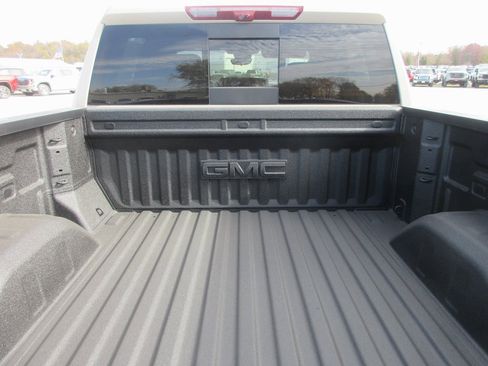 New 2026 GMC Sierra 1500 AT4 image 7