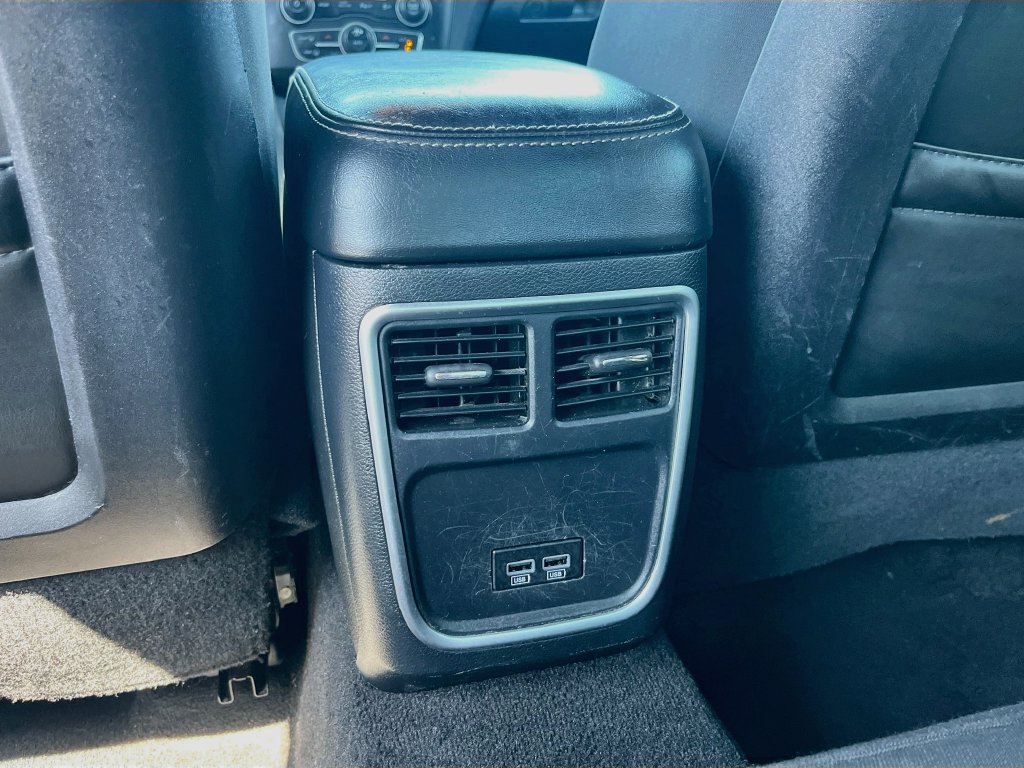Used 2022 Dodge Charger R/T w/ Navigation & Travel Group RWD image 24