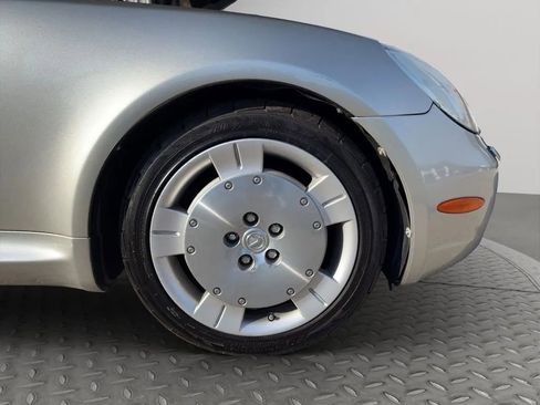 Used 2002 Lexus SC 430 Convertible image 29