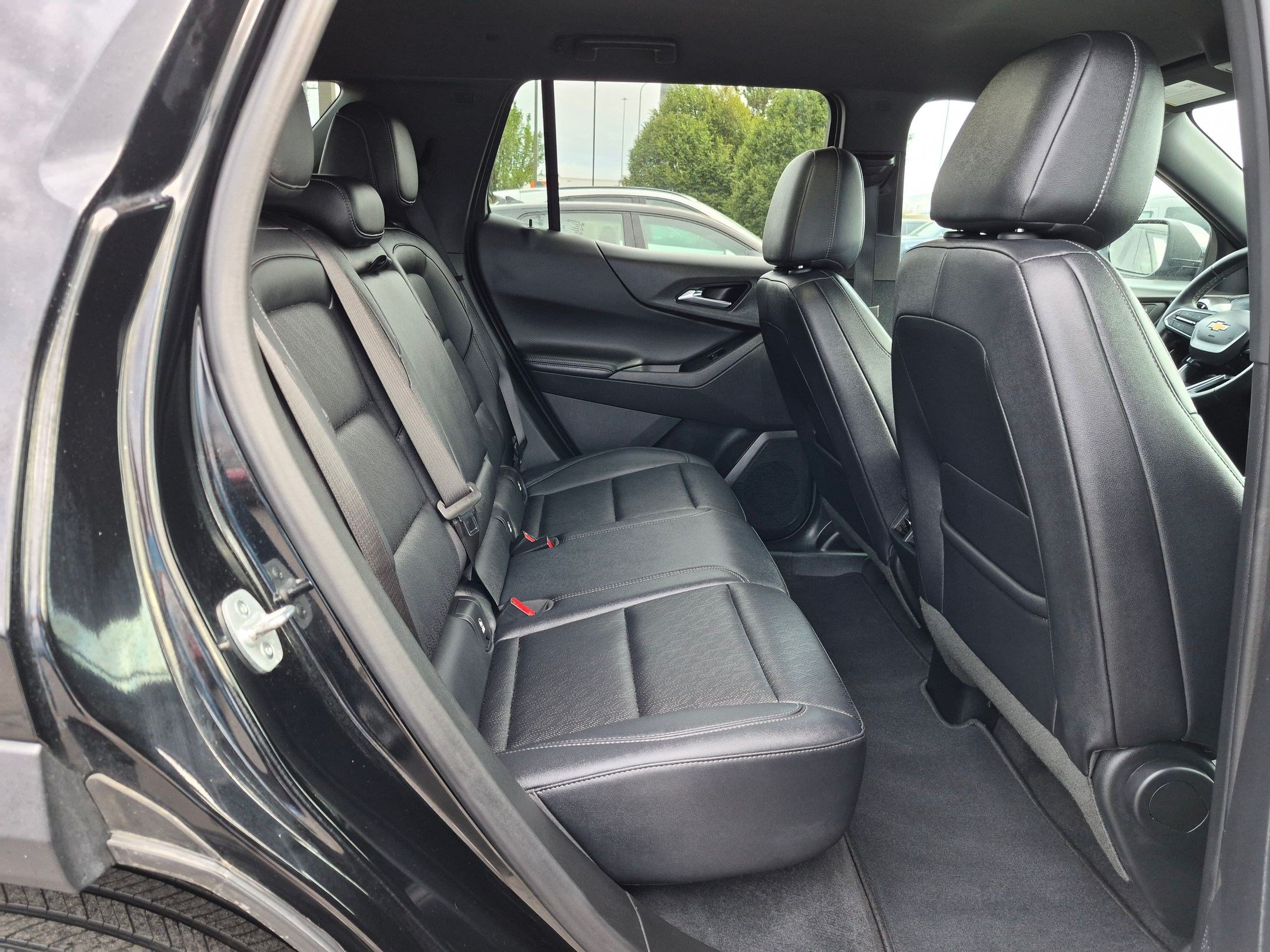 Used 2026 Chevrolet Equinox LT w/ Convenience Package II AWD/4WD image 33