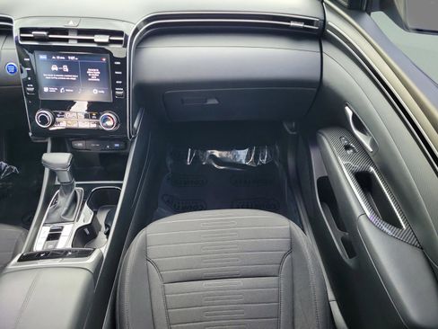 Certified 2022 Hyundai Santa Cruz SEL w/ Activity Package image 9