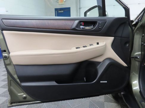Used 2017 Subaru Outback 2.5i Limited AWD/4WD image 50