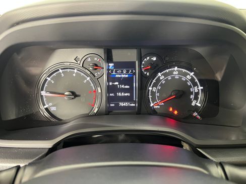 Used 2020 Toyota 4Runner SR5 Premium AWD/4WD image 26