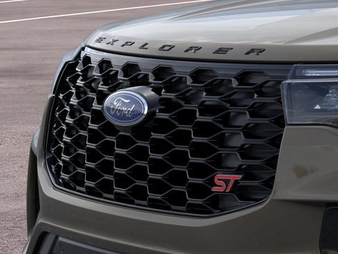 New 2026 Ford Explorer ST AWD/4WD image 17
