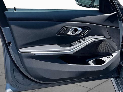 Certified 2025 BMW 330i Sedan RWD image 23