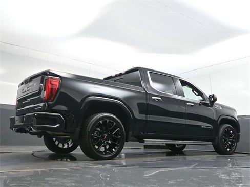 Certified 2025 GMC Sierra 1500 Denali w/ Denali Reserve Package image 32