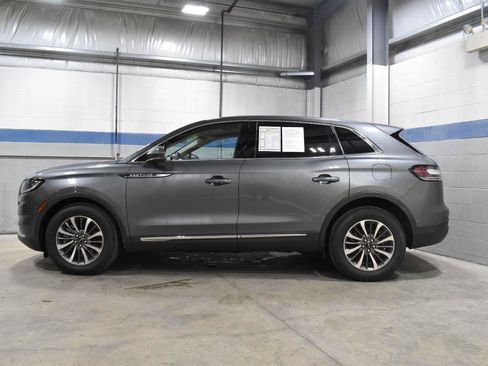 Used 2023 Lincoln Nautilus Reserve AWD/4WD image 21