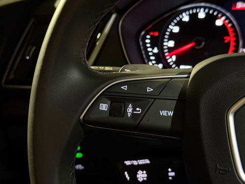 Used 2023 Audi Q5 2.0T Premium w/ Convenience Package image 15