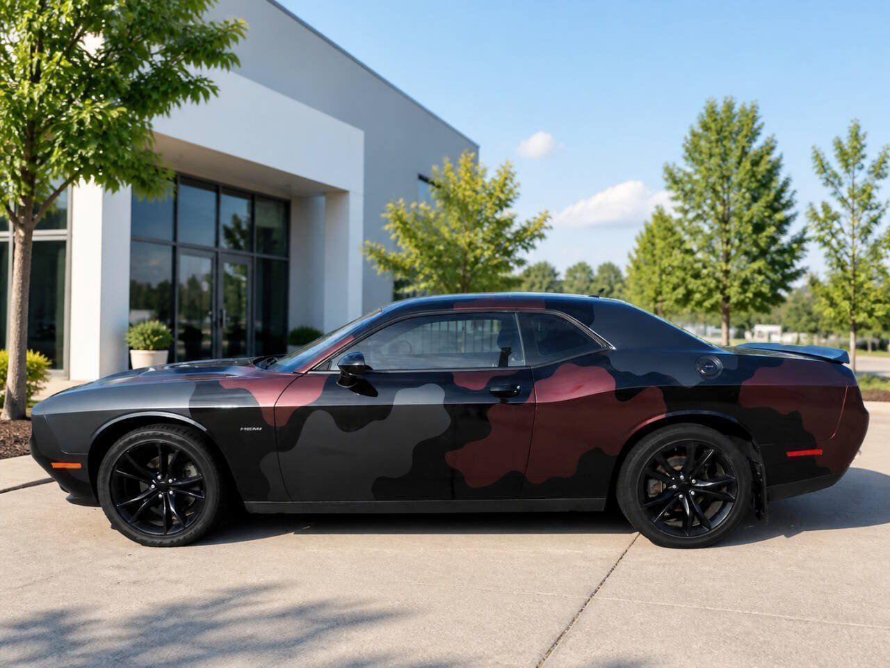 Used 2016 Dodge Challenger R/T w/ Blacktop Package RWD image 1
