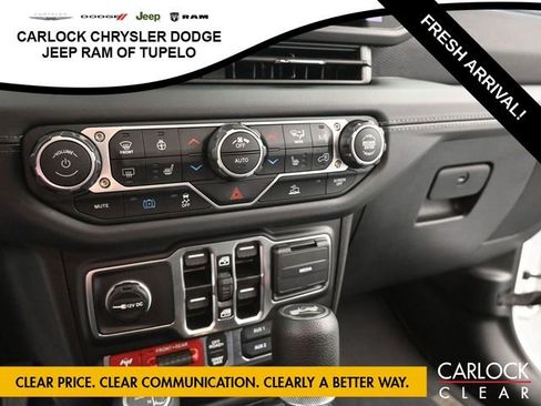 Used 2025 Jeep Wrangler Unlimited Rubicon 4xe w/ Convenience Group image 24